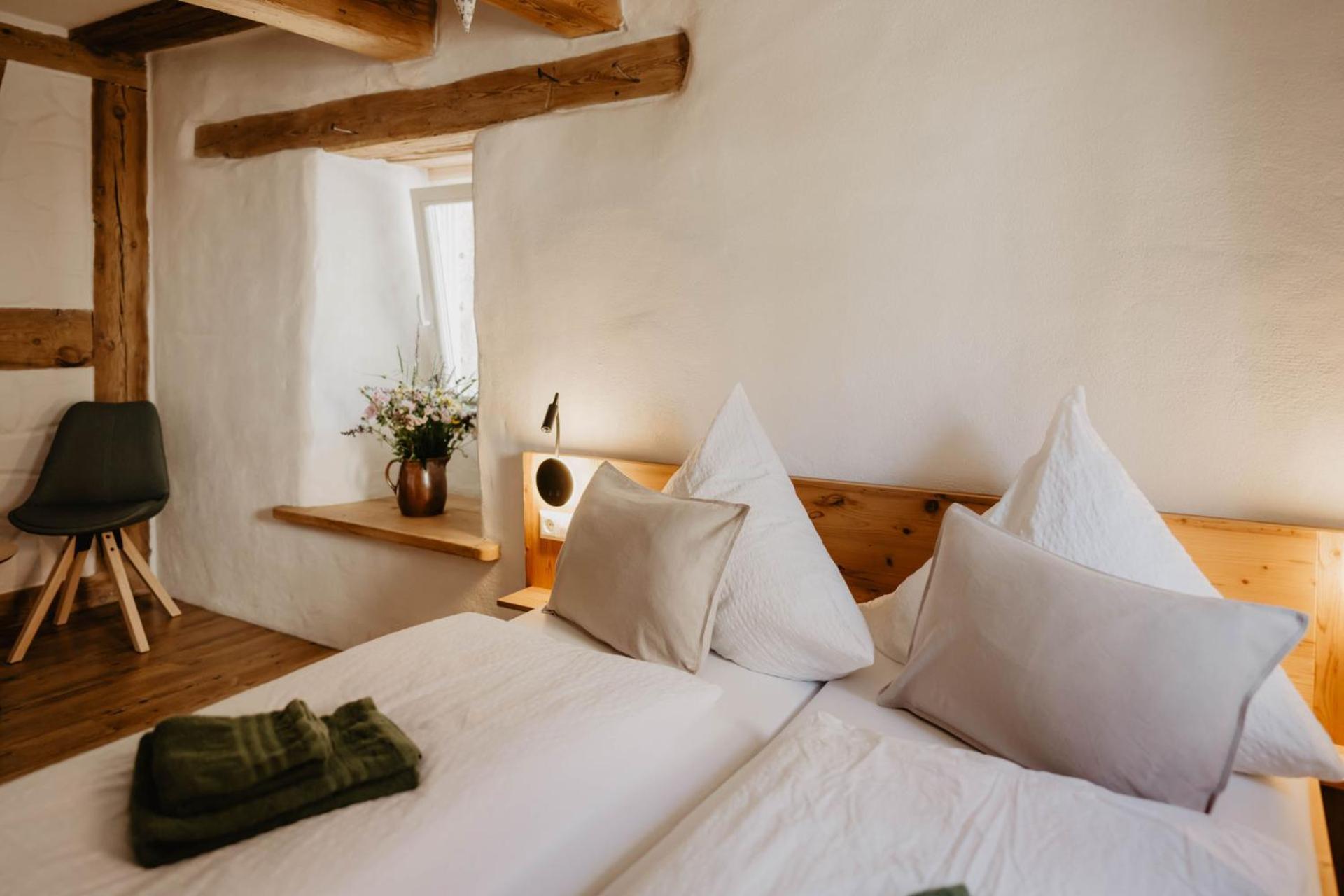 Wildkräuter-Gasthof Linde Löffingen Zimmer foto